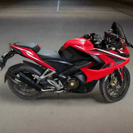 Rogue performance exhaust for Bajaj Pulsar NS200 and RS200