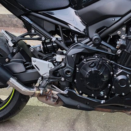 Barrel Outlaw V2 Exhaust for Kawasaki Z900 with Link Pipe - image 5