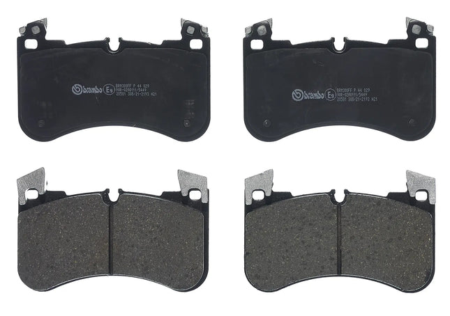 Brembo P44029 brake pads, top view