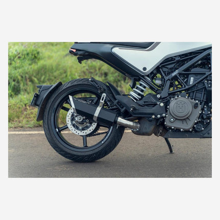 Husqvarna Svartpilen and Vitpilen with Barrel Rogue performance exhaust