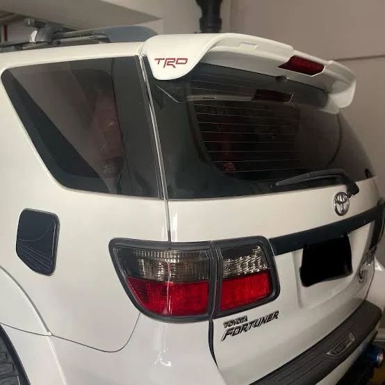 Toyota Fortuner TRD Spoiler detail