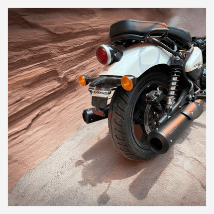 Royal Enfield Shotgun 650 with Barrel Bass Master performance exhaust