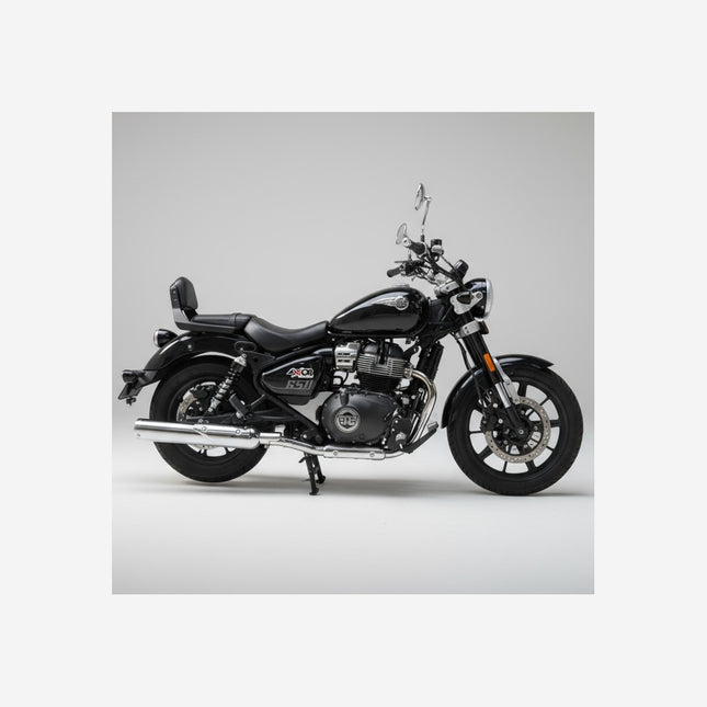 Royal Enfield Super Meteor 650 with Barrel Bass Master performance exhaust