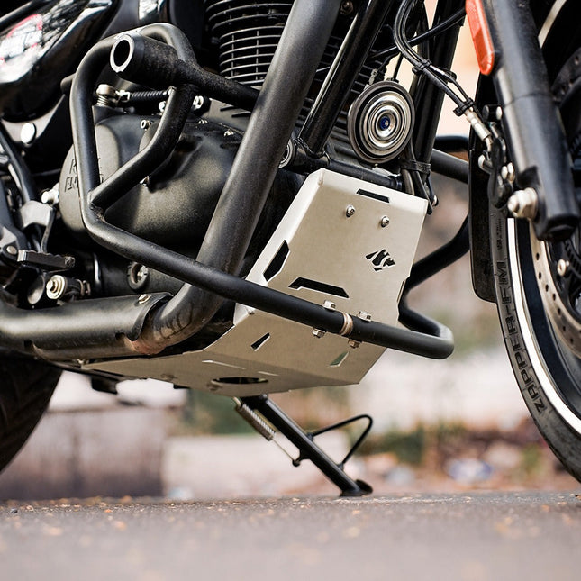 LCB Vambrace Bash Plate Silver for Royal Enfield Hunter 350.